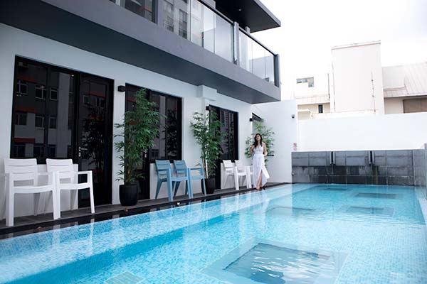 Image 48: Swimming-Pool-4.jpg